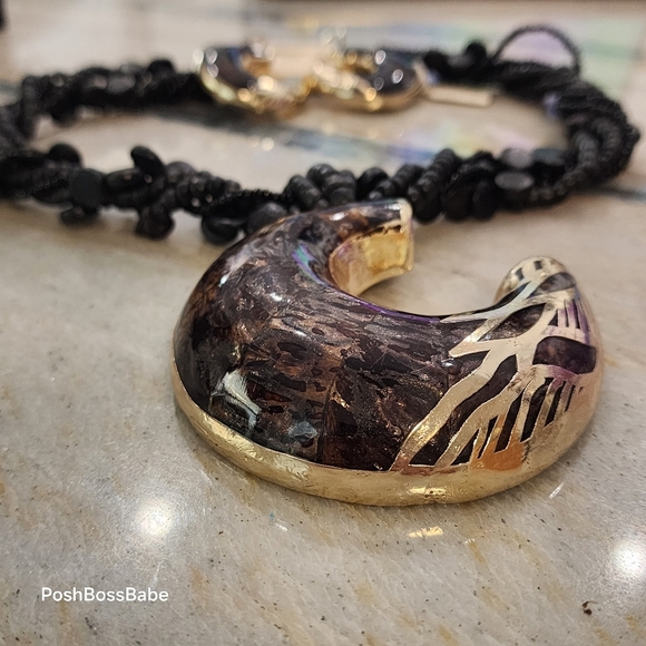 Big bold matching necklace and earrings - Picture 8 of 8